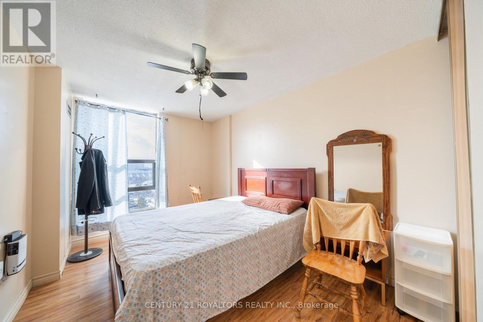 1210 - 18 Knightsbridge Road, Brampton, Ontario  L6T 3X5 - Photo 21 - W12737362