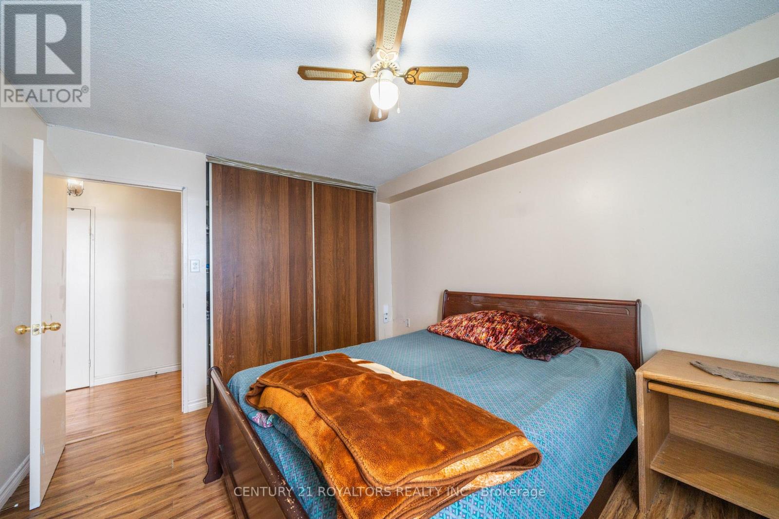 1210 - 18 Knightsbridge Road, Brampton, Ontario  L6T 3X5 - Photo 22 - W12737362