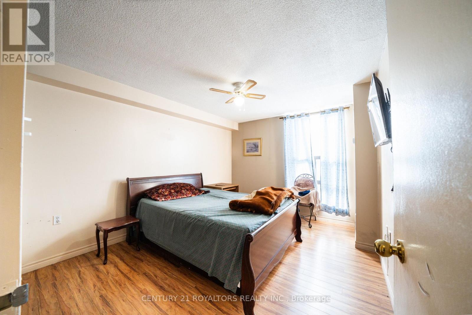 1210 - 18 Knightsbridge Road, Brampton, Ontario  L6T 3X5 - Photo 23 - W12737362