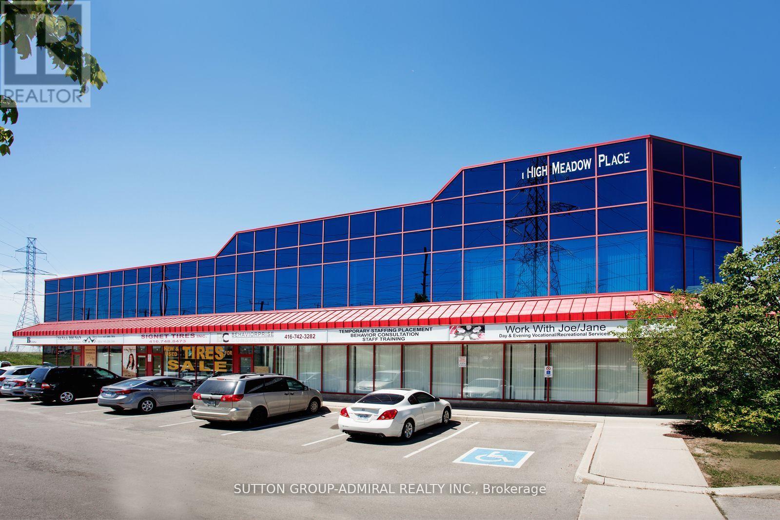 18 - 1 HIGH MEADOW PLACE, Toronto, Ontario