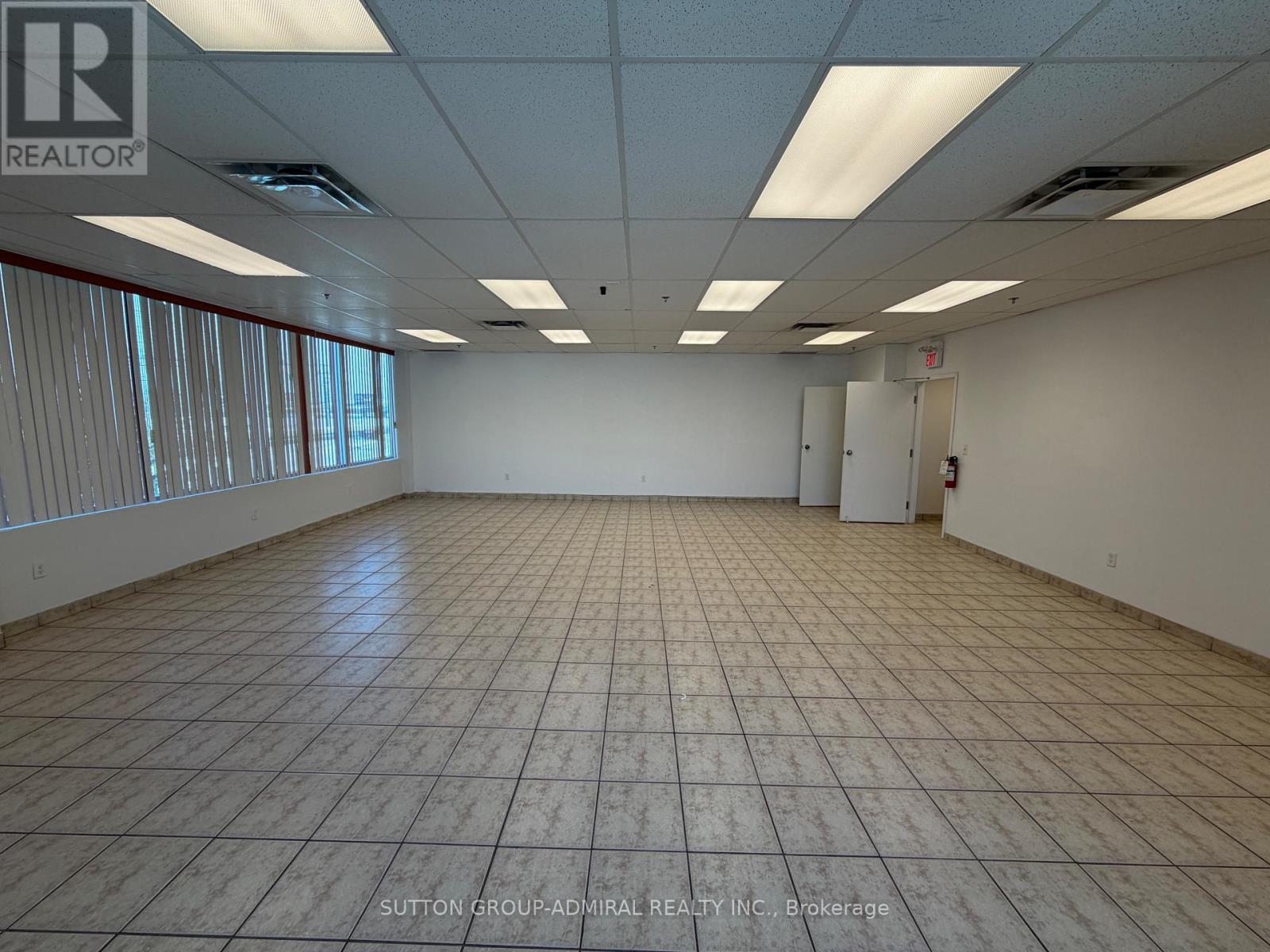 18 - 1 High Meadow Place, Toronto, Ontario  M9L 0A3 - Photo 5 - W12737370