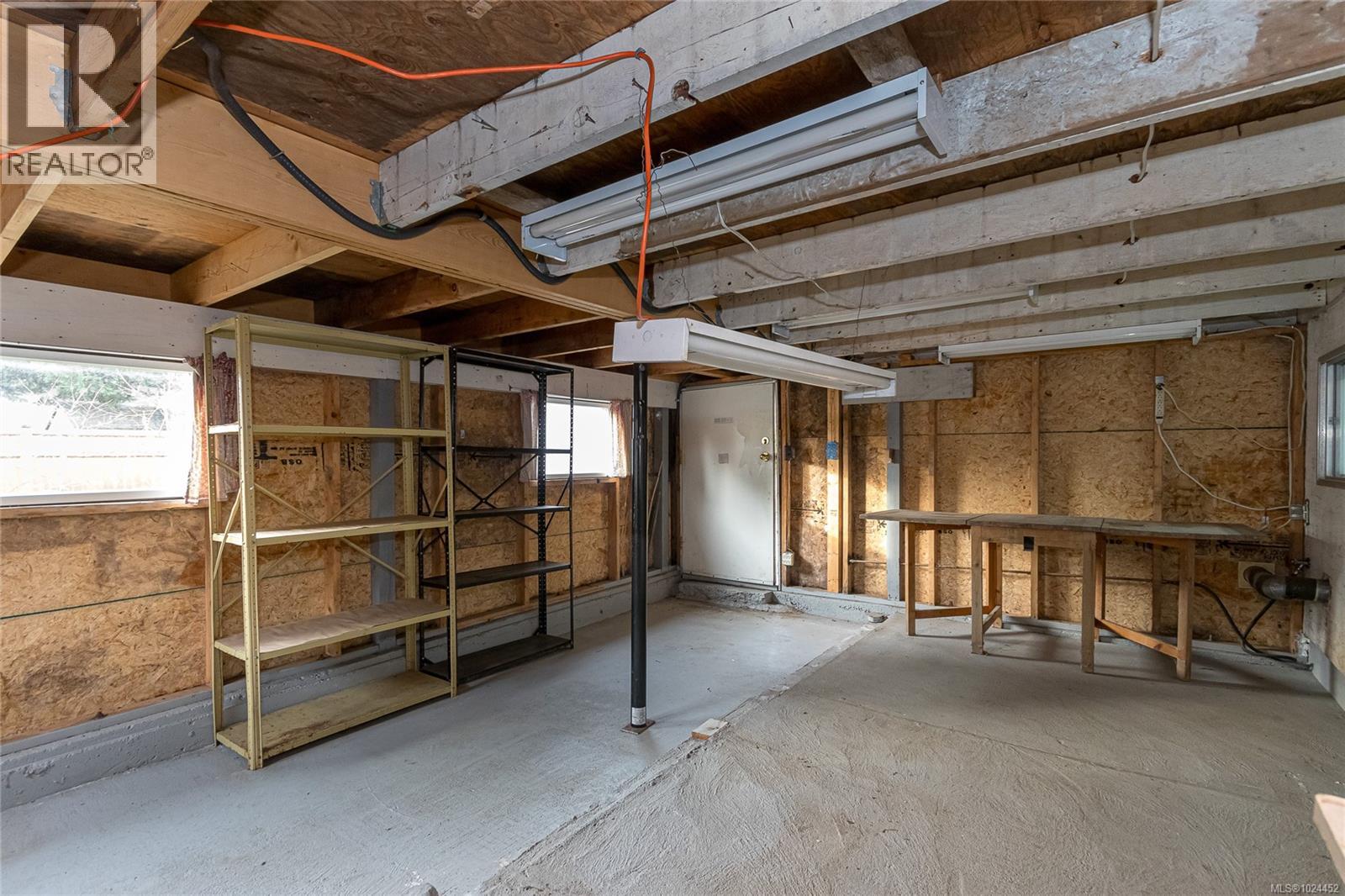 1697 Cedarwood Close, Saanich, British Columbia  V8N 1H1 - Photo 18 - 1024452