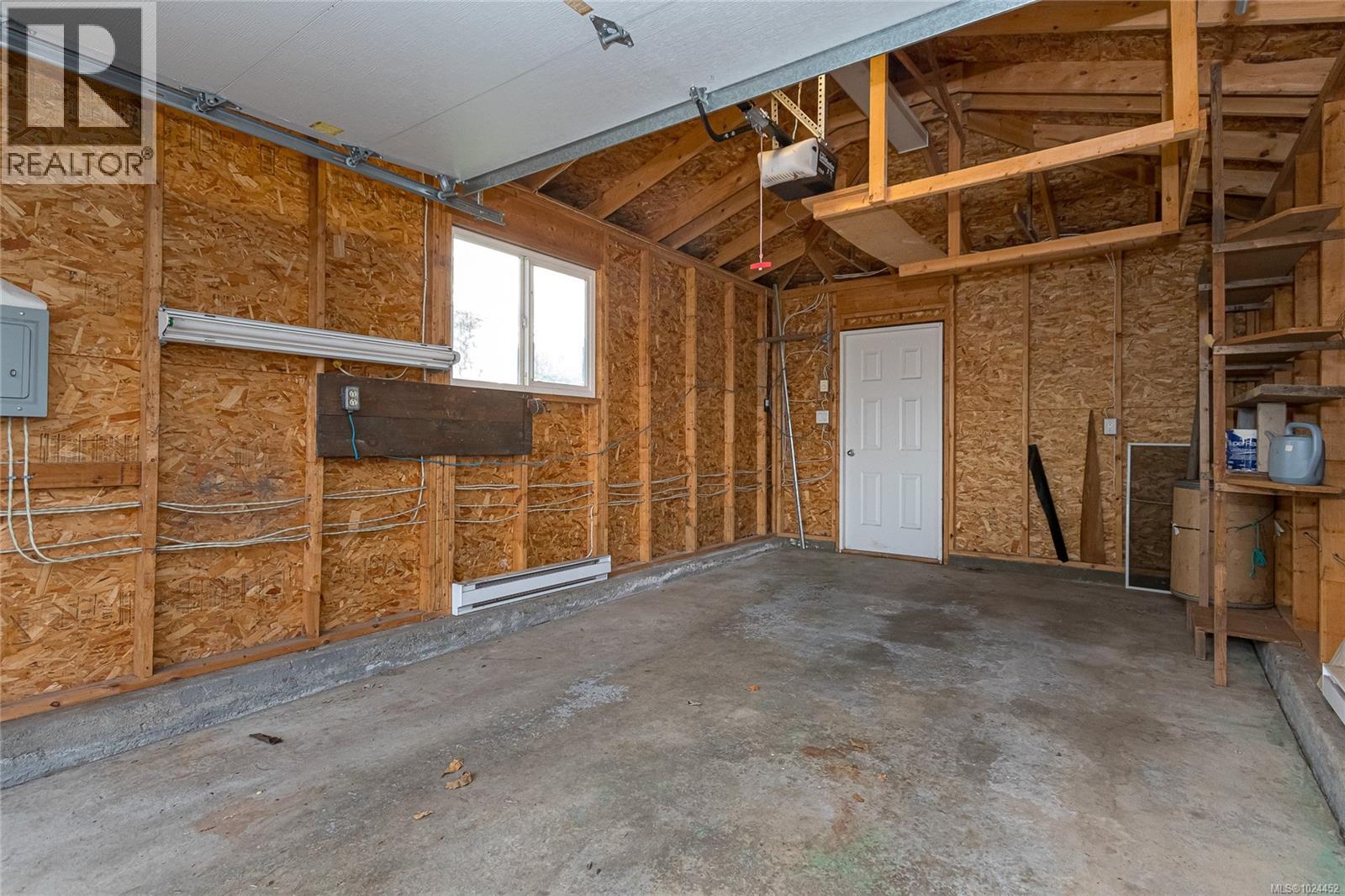 1697 Cedarwood Close, Saanich, British Columbia  V8N 1H1 - Photo 24 - 1024452