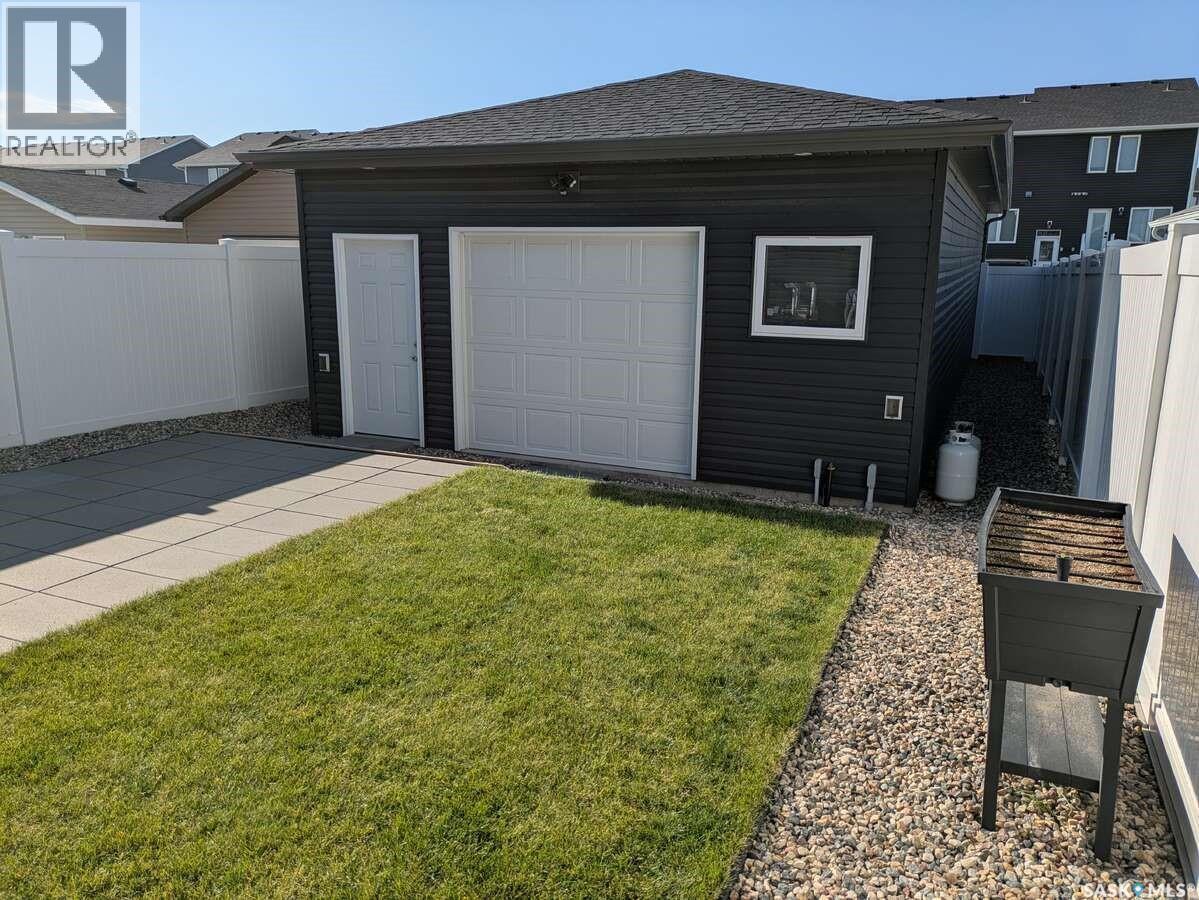 3132 Crosbie Crescent, Regina, Saskatchewan  S4V 3S2 - Photo 35 - SK027573