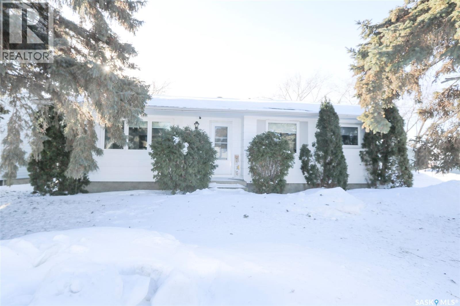 91 Collacott Drive, Yorkton, Saskatchewan  S3N 3E5 - Photo 2 - SK027559