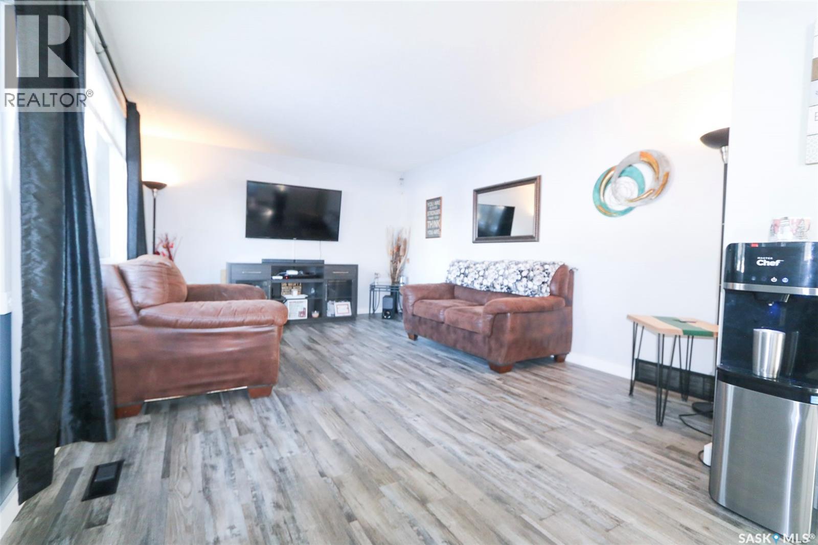 91 Collacott Drive, Yorkton, Saskatchewan  S3N 3E5 - Photo 3 - SK027559