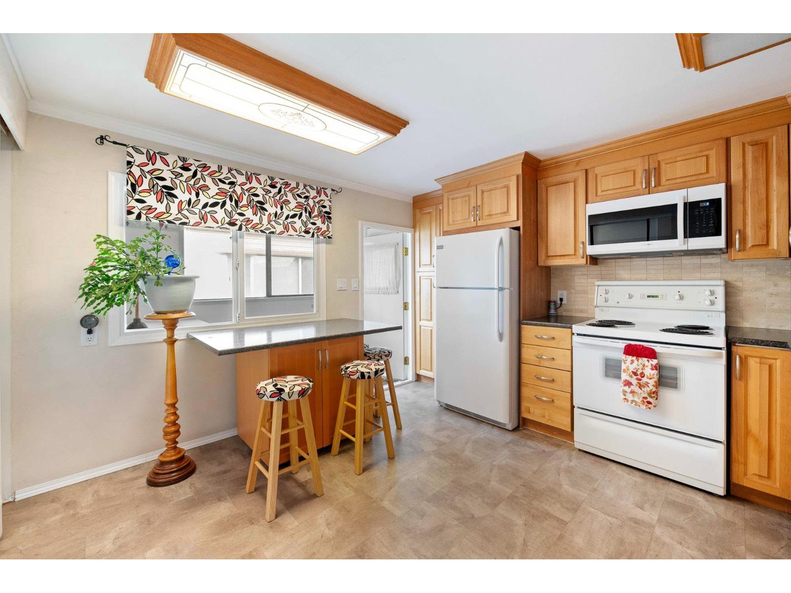 15810 Norfolk Road, Surrey, British Columbia  V4A 5K9 - Photo 13 - R3082848