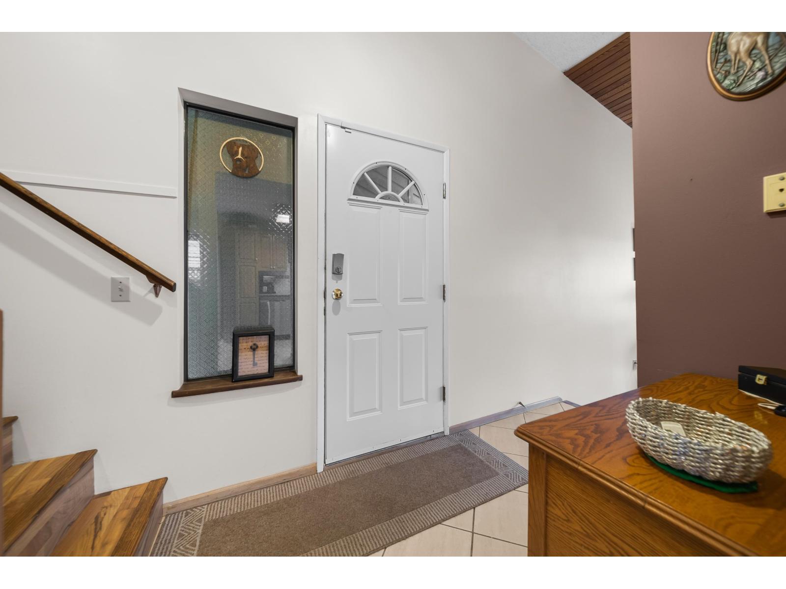 8153 122a Street, Surrey, British Columbia  V3W 7G3 - Photo 9 - R3083816