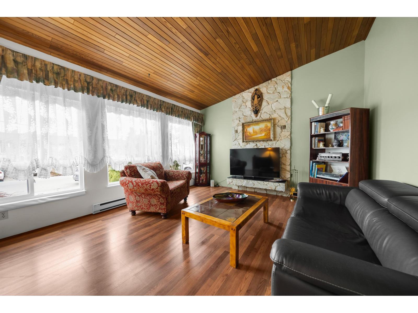 8153 122a Street, Surrey, British Columbia  V3W 7G3 - Photo 11 - R3083816