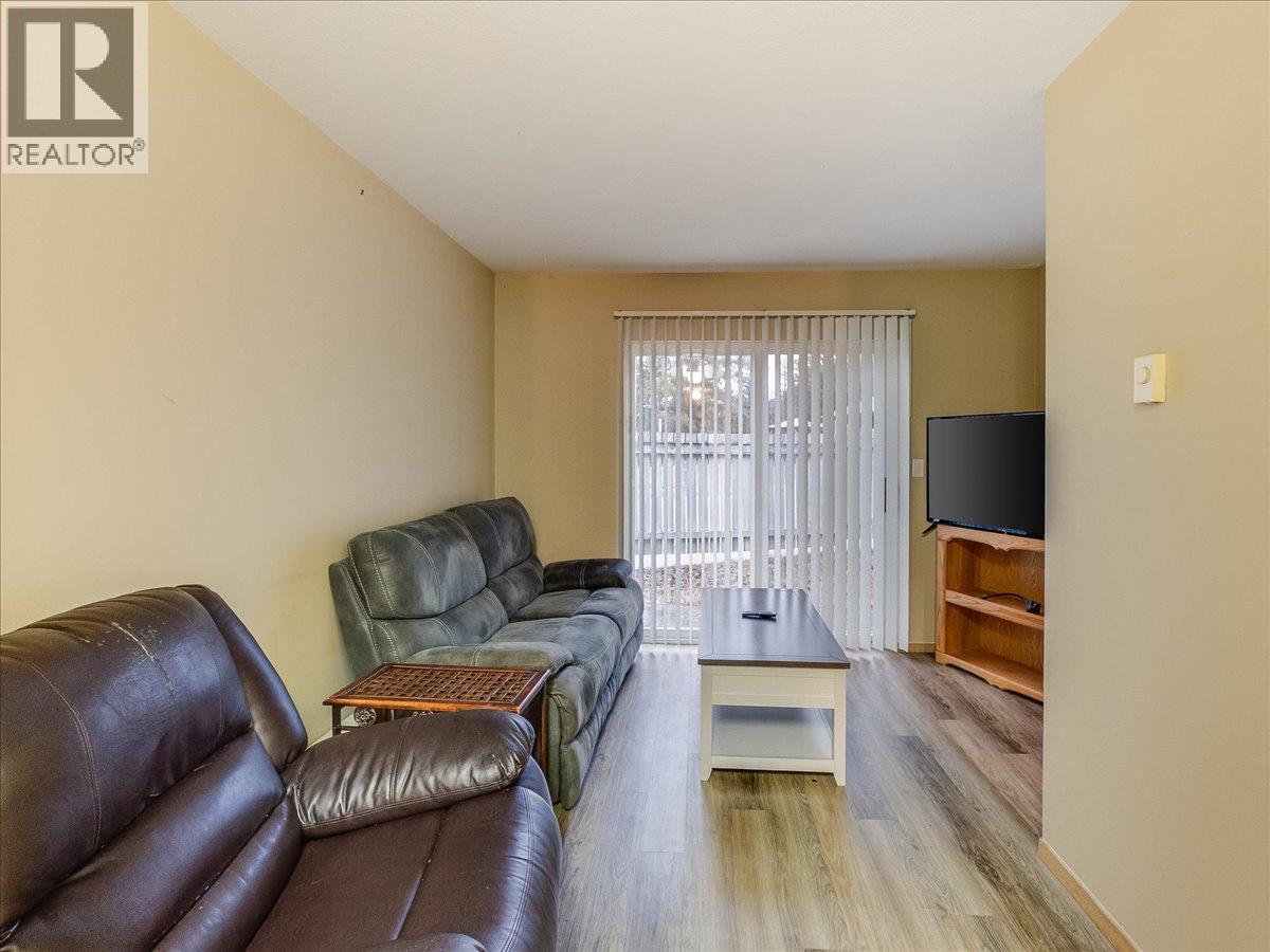 202 11th Avenue Unit# 102, Castlegar, British Columbia  V1N 1J2 - Photo 2 - 10374103