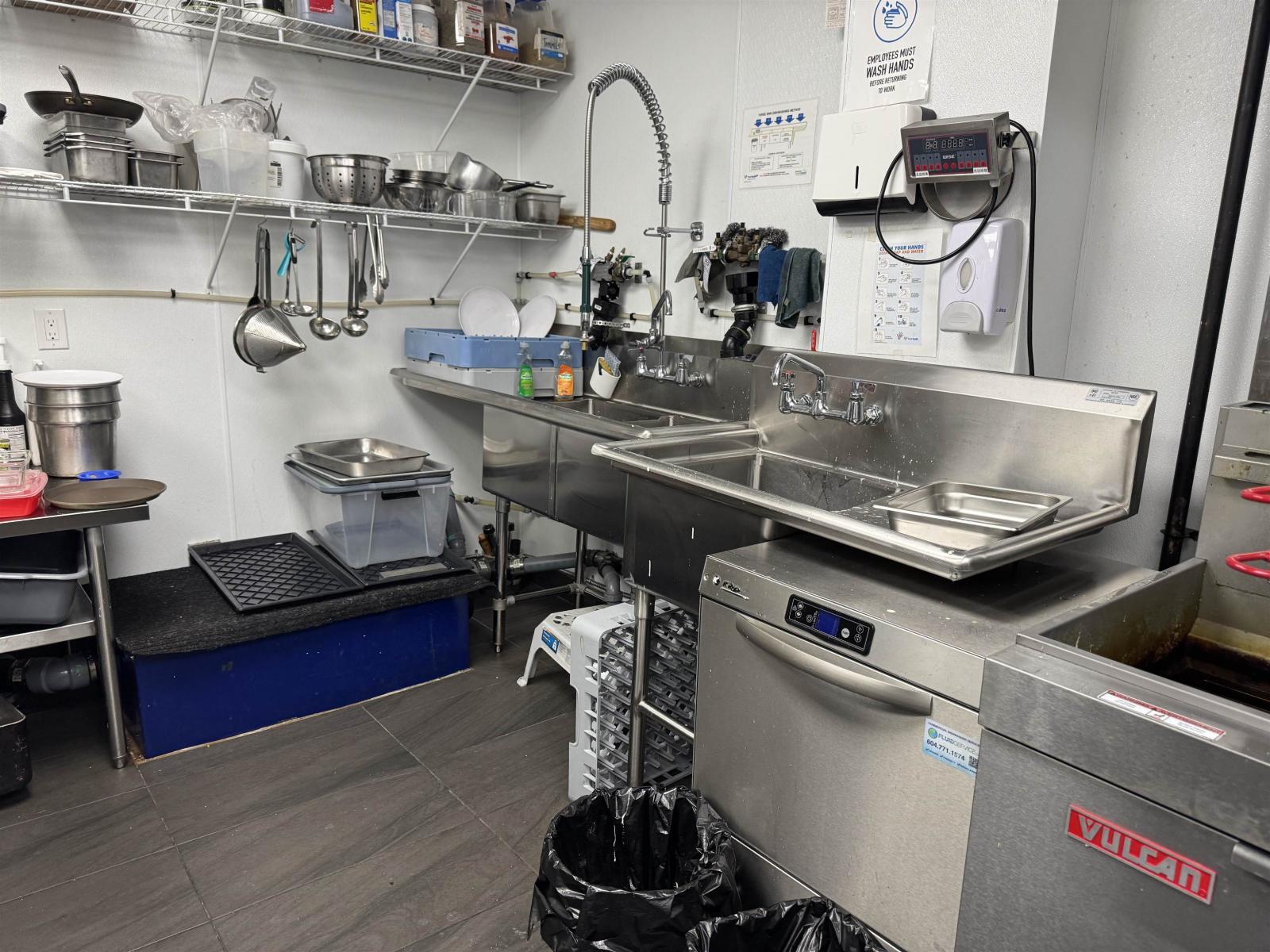 1559 Confidential, Surrey, British Columbia  V0V 0V0 - Photo 3 - C8075583