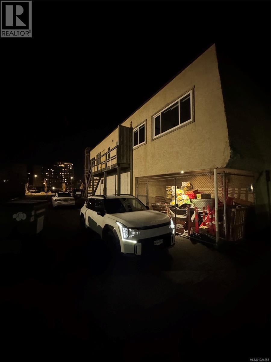 853 Caledonia Ave, Victoria, British Columbia  V8T 1E6 - Photo 19 - 1024257