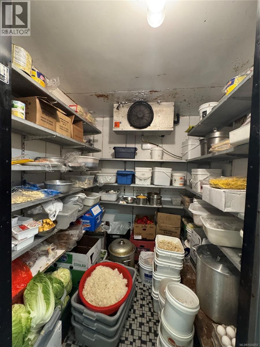 853 Caledonia Ave, Victoria, British Columbia  V8T 1E6 - Photo 12 - 1024257