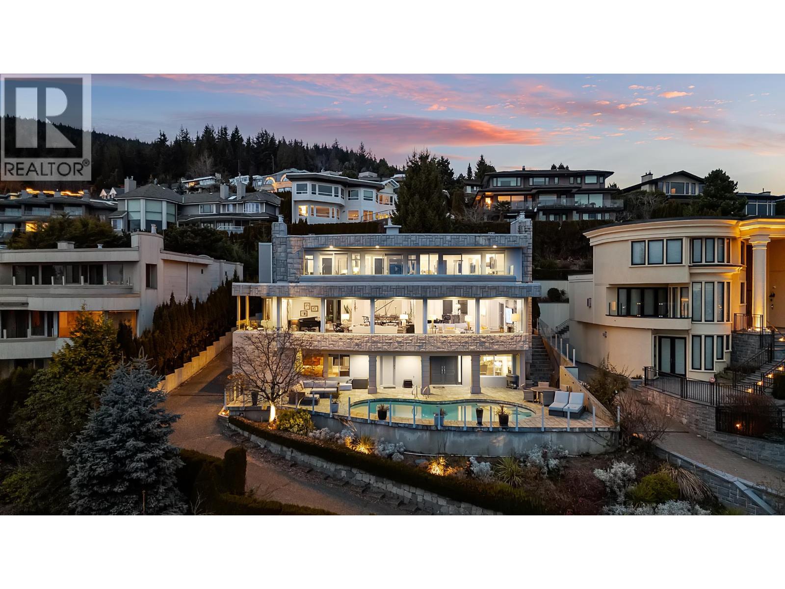 1439 Chippendale Road, West Vancouver, British Columbia  V7S 2N7 - Photo 2 - R3084247