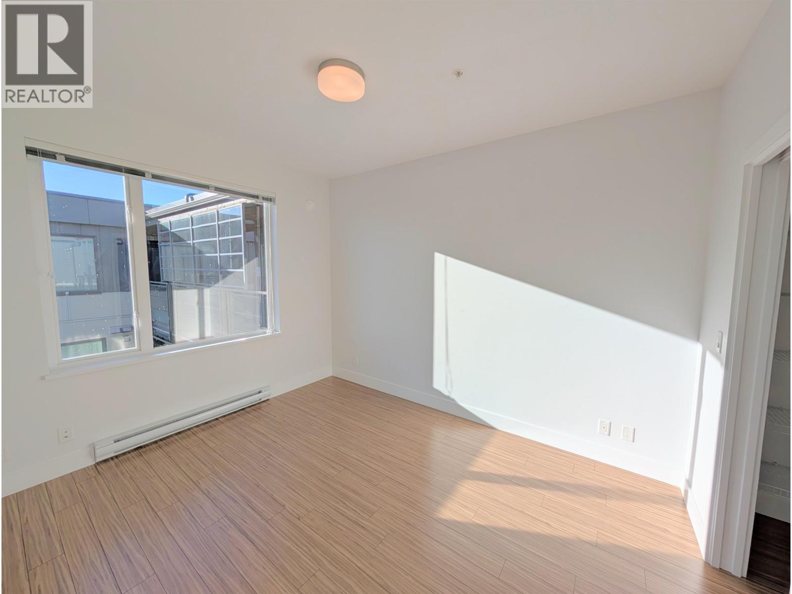 Ph15 5355 Lane Street, Burnaby, British Columbia  V5H 0H1 - Photo 9 - R3084257