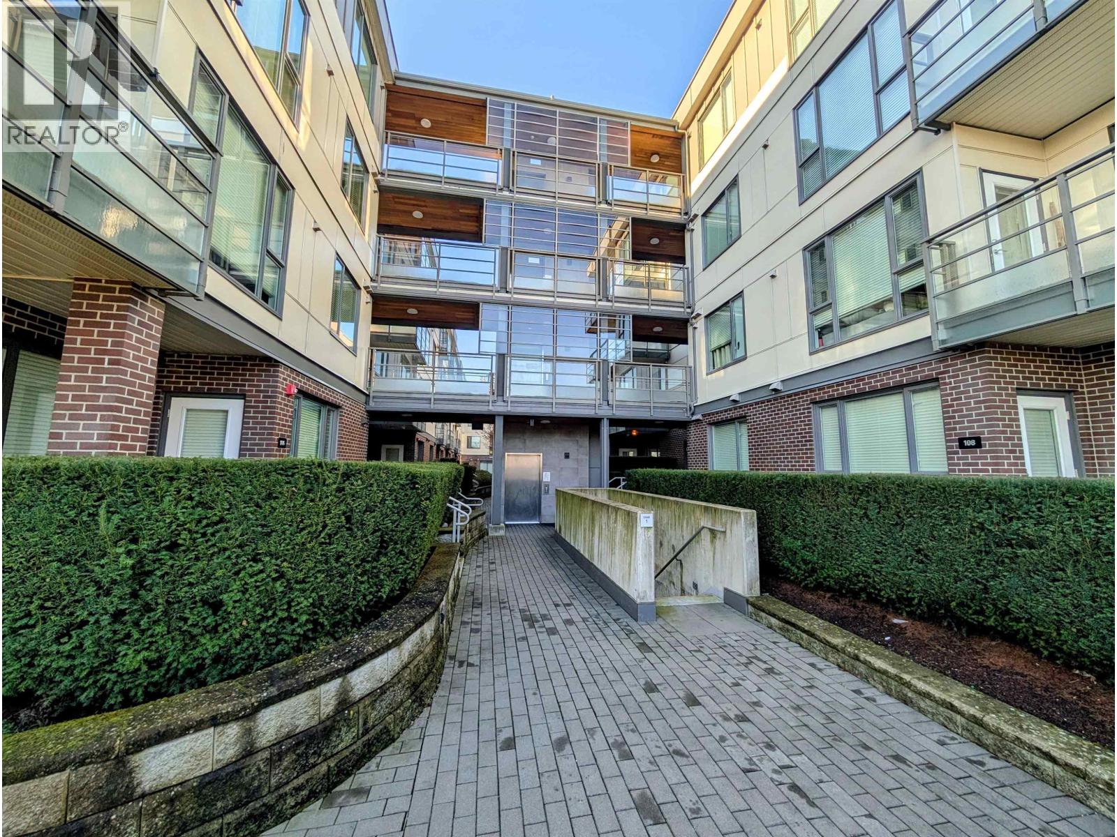 Ph15 5355 Lane Street, Burnaby, British Columbia  V5H 0H1 - Photo 4 - R3084257