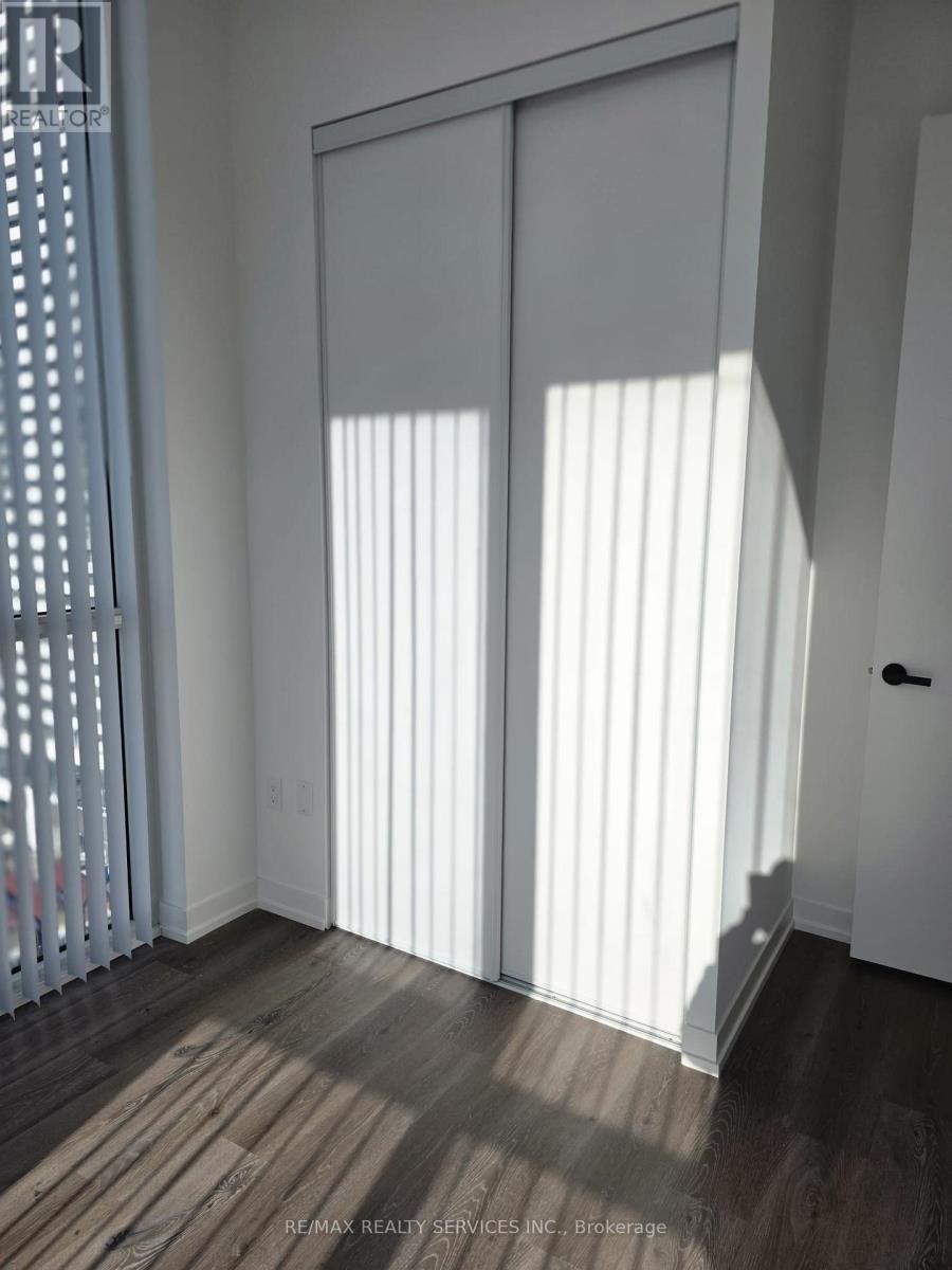 1912 - 28 Interchange Way, Vaughan, Ontario  L4K 0P8 - Photo 13 - N12737298