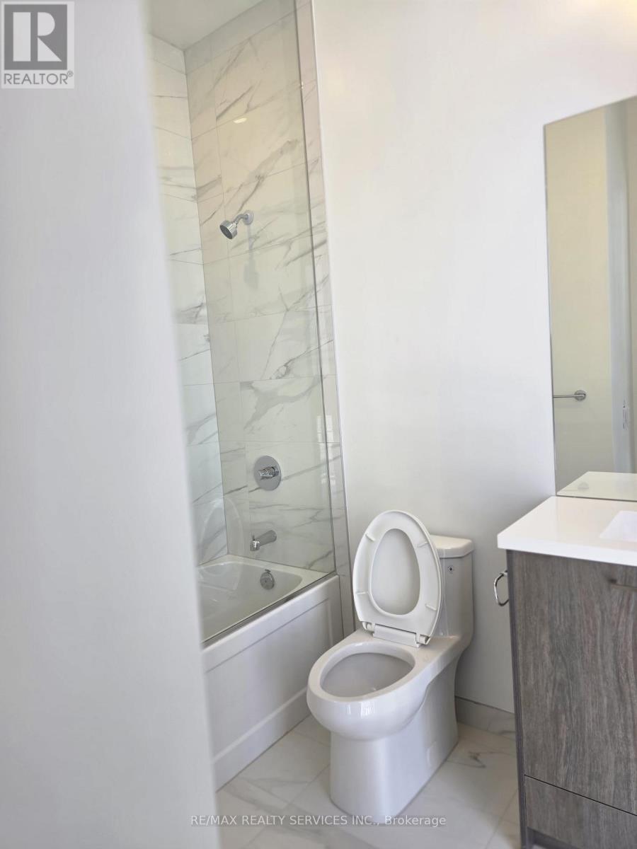 1912 - 28 Interchange Way, Vaughan, Ontario  L4K 0P8 - Photo 15 - N12737298