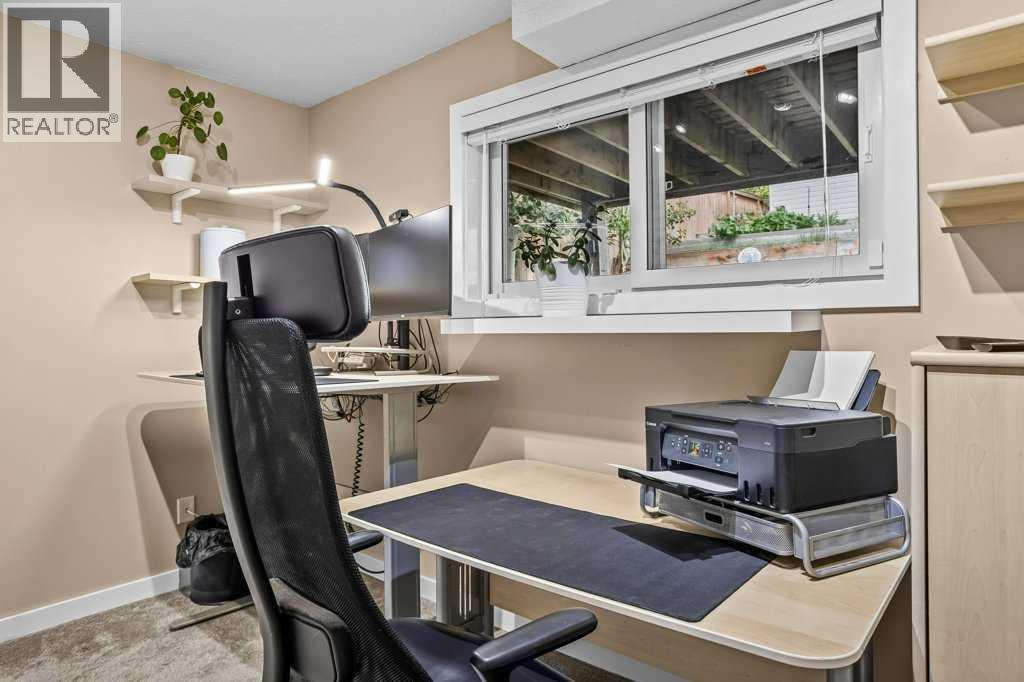 319 Hoodoo Crescent, Canmore, Alberta  T1W 1A8 - Photo 37 - A2257934