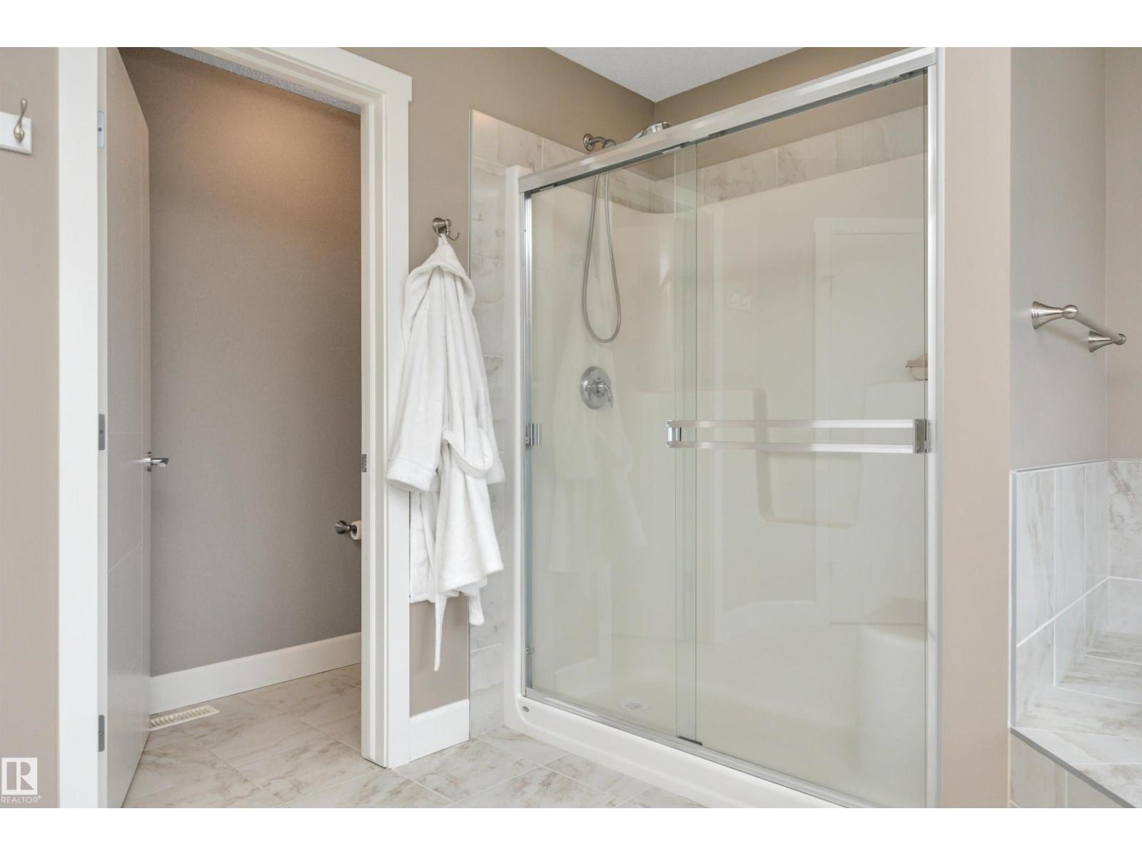 1958 Ainslie Link Sw, Edmonton, Alberta  T6W 2L9 - Photo 39 - E4471338