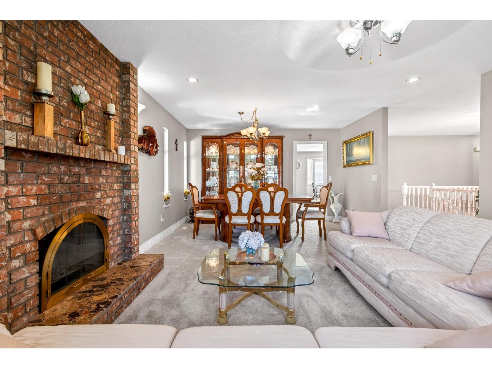 15110 95a Avenue, Surrey, British Columbia  V3R 1E5 - Photo 8 - R3083983