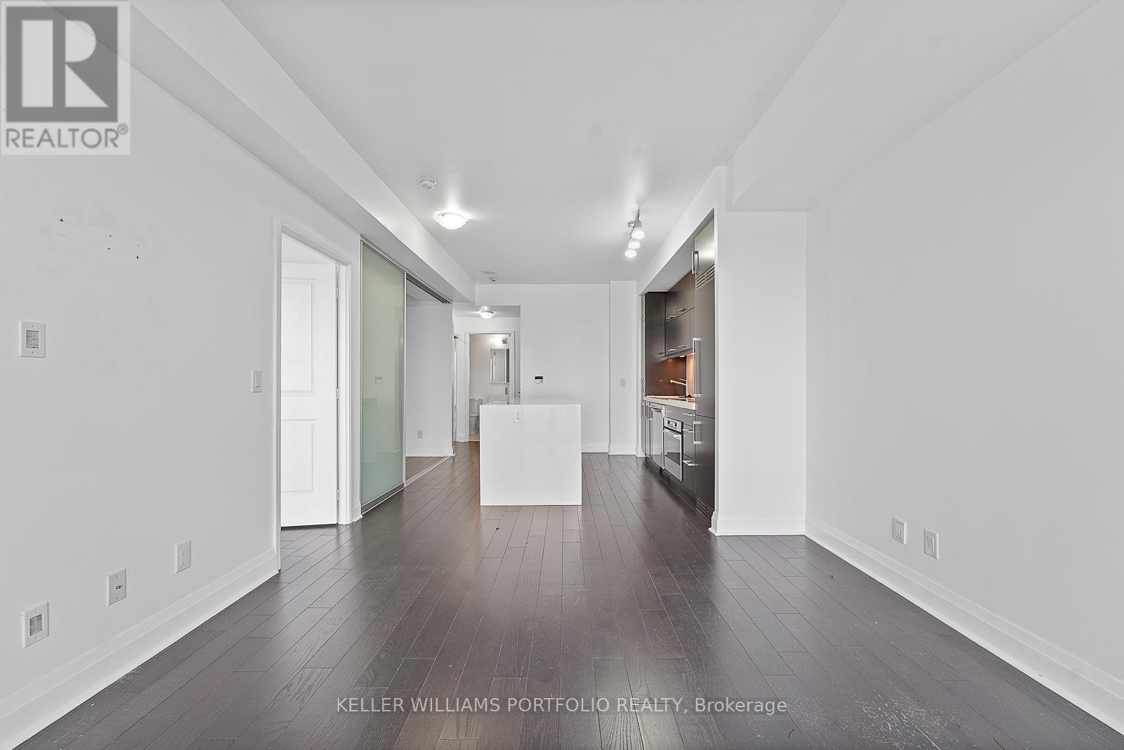 2205 - 65 St Mary Street, Toronto, Ontario  M5S 0A6 - Photo 12 - C12737416