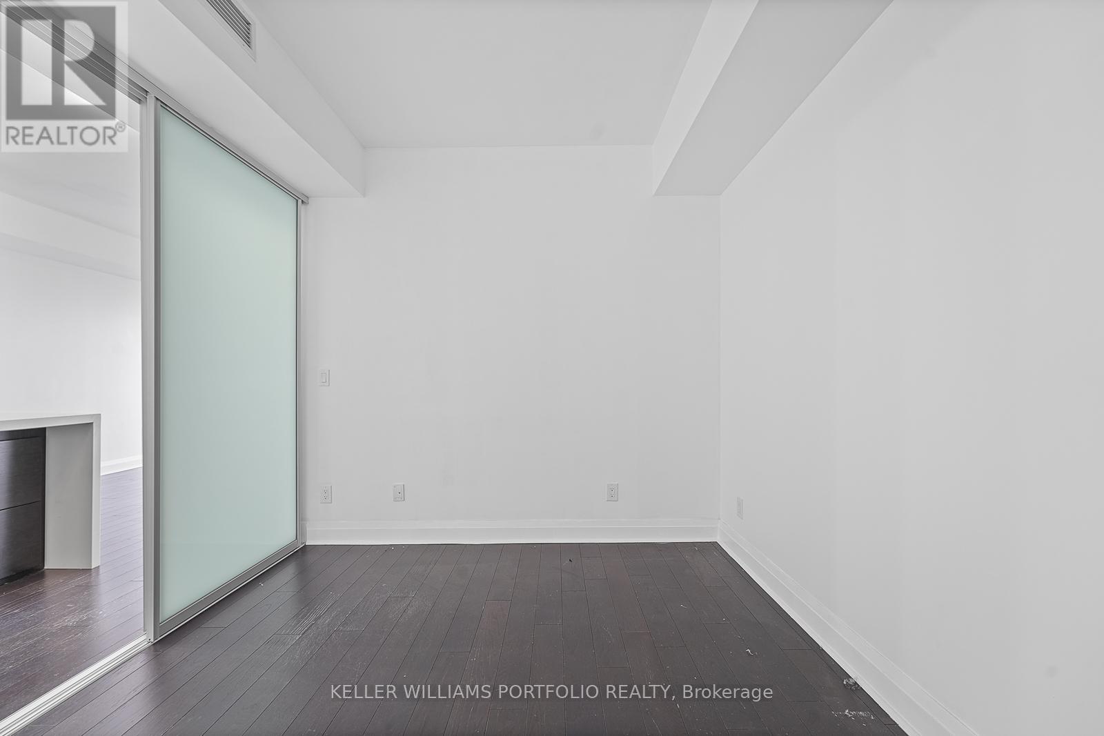 2205 - 65 St Mary Street, Toronto, Ontario  M5S 0A6 - Photo 18 - C12737416