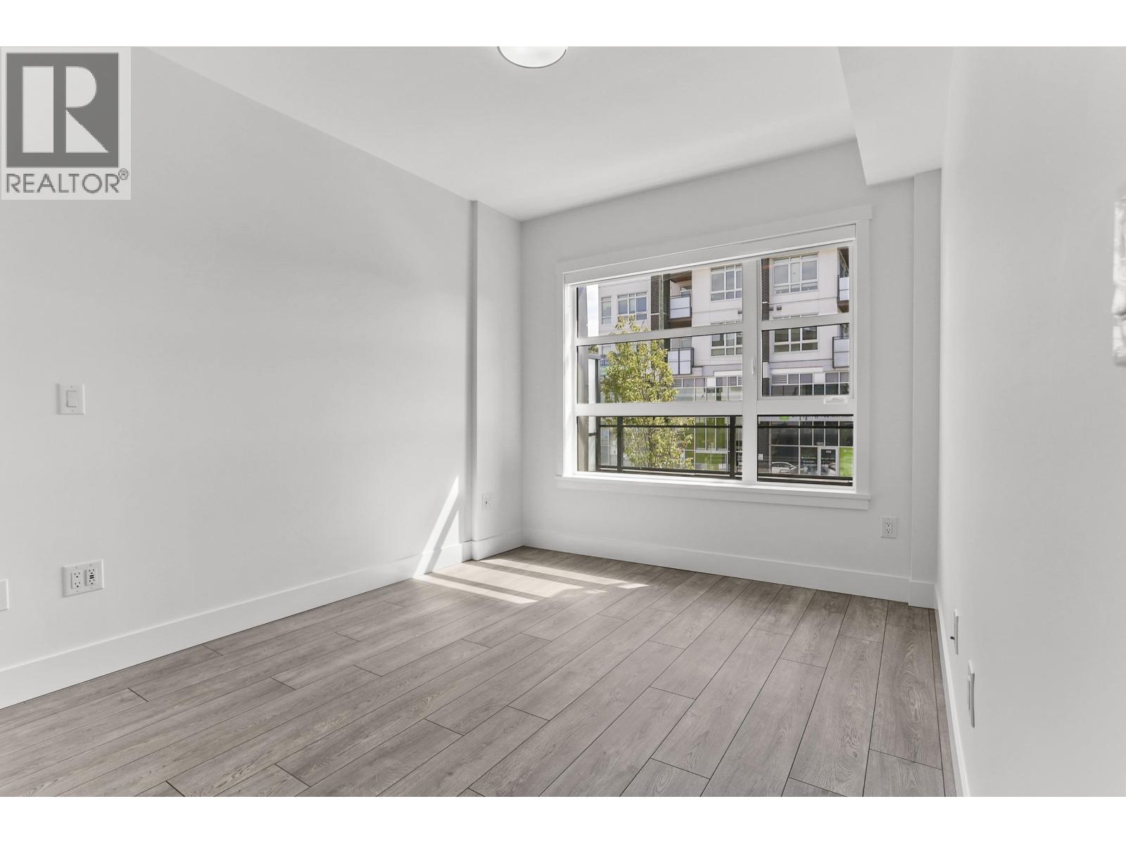 306 4788 Hastings Street, Burnaby, British Columbia  V5C 0P3 - Photo 12 - R3064759