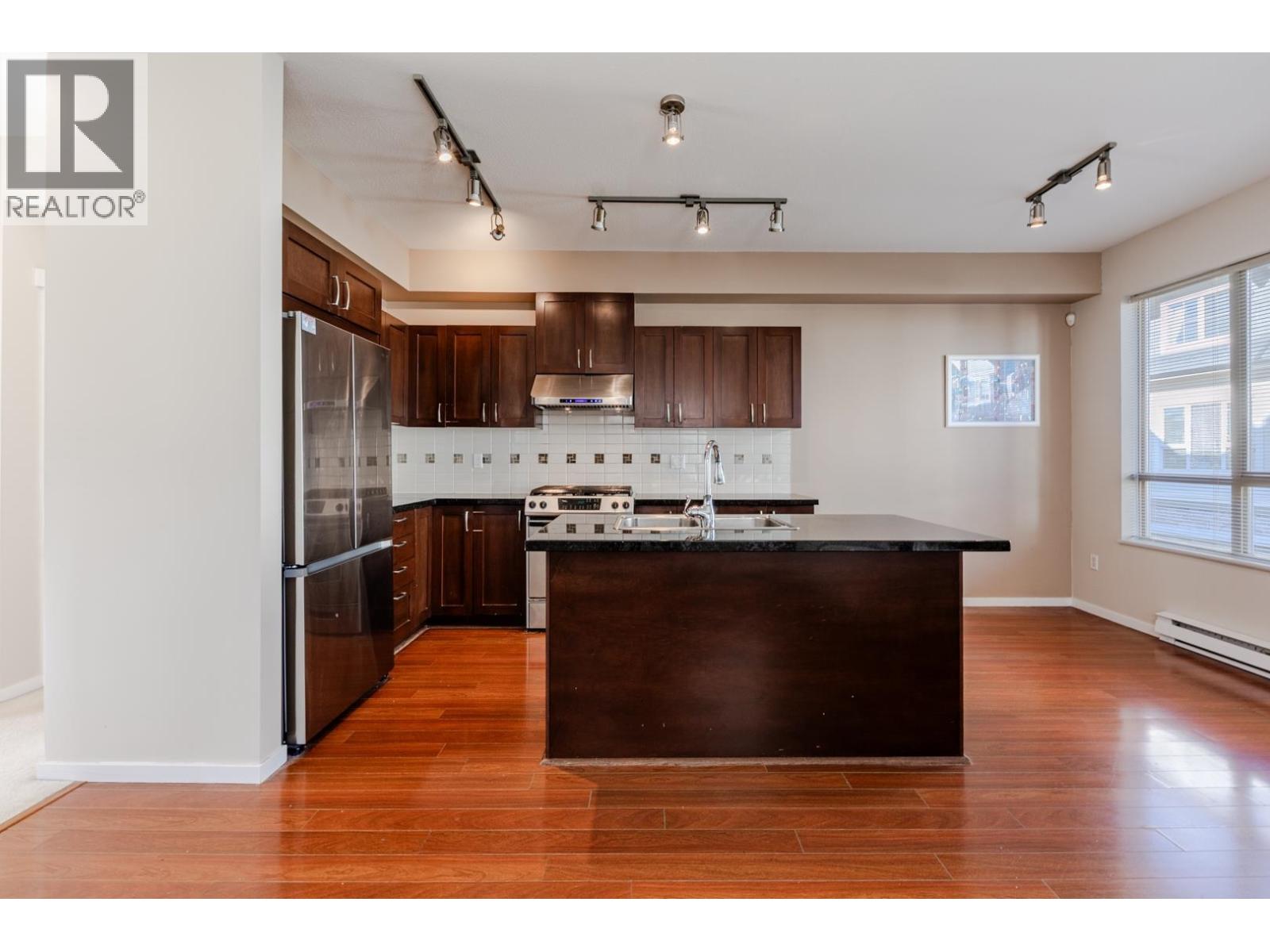 3 3065 Dayanee Springs Boulevard, Coquitlam, British Columbia  V3E 0A5 - Photo 13 - R3084116