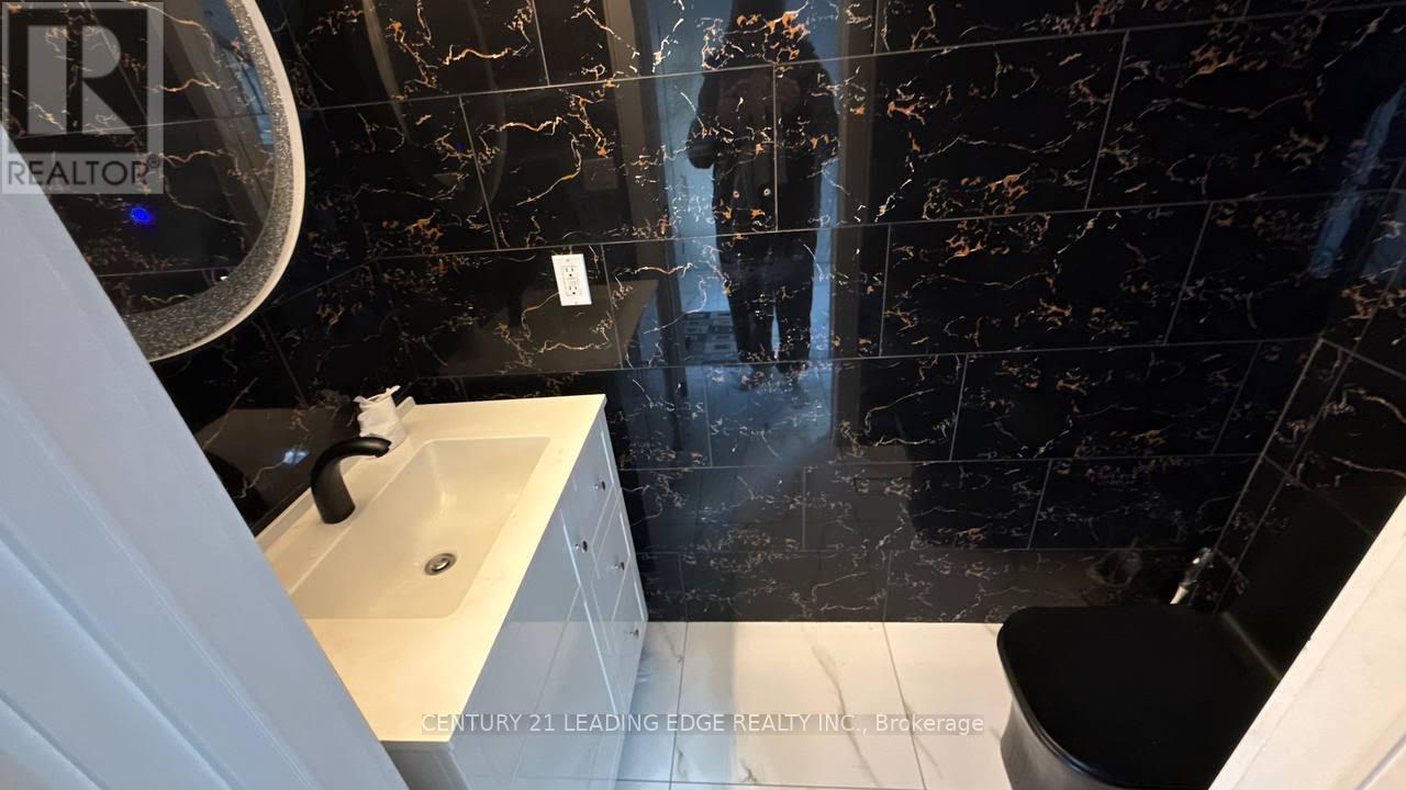 120 Hunter Street, Whitby, Ontario  L1N 2H1 - Photo 18 - E12737430