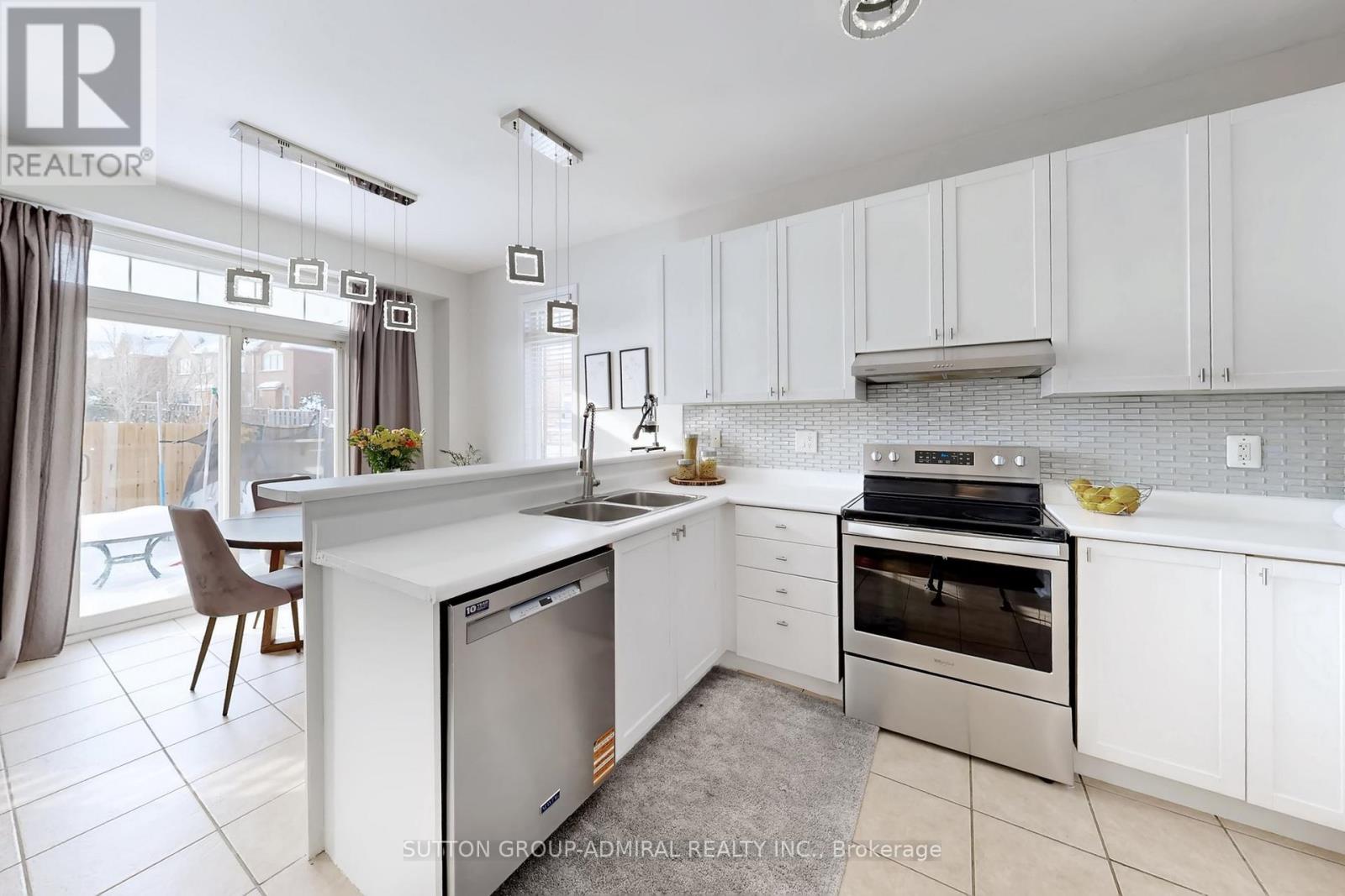 98 Dewpoint Road, Vaughan, Ontario  L4J 9E1 - Photo 20 - N12737404