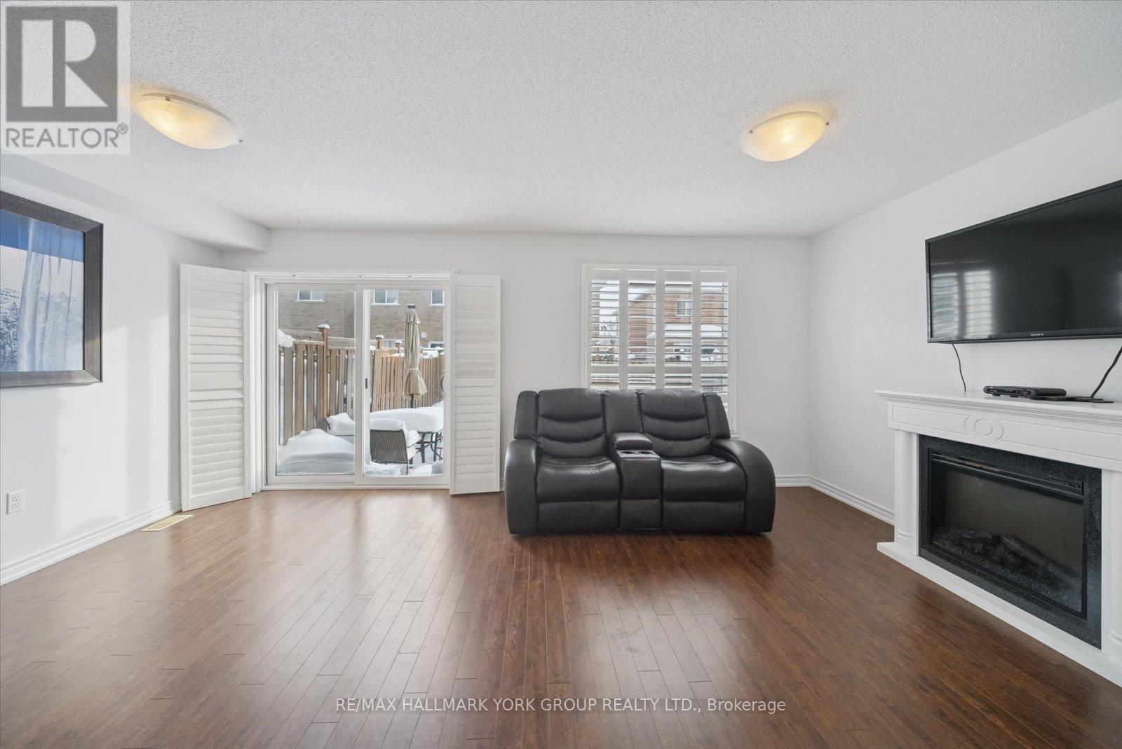 70 - 50 Southwoods Crescent, Barrie, Ontario  L4N 9P8 - Photo 11 - S12737428