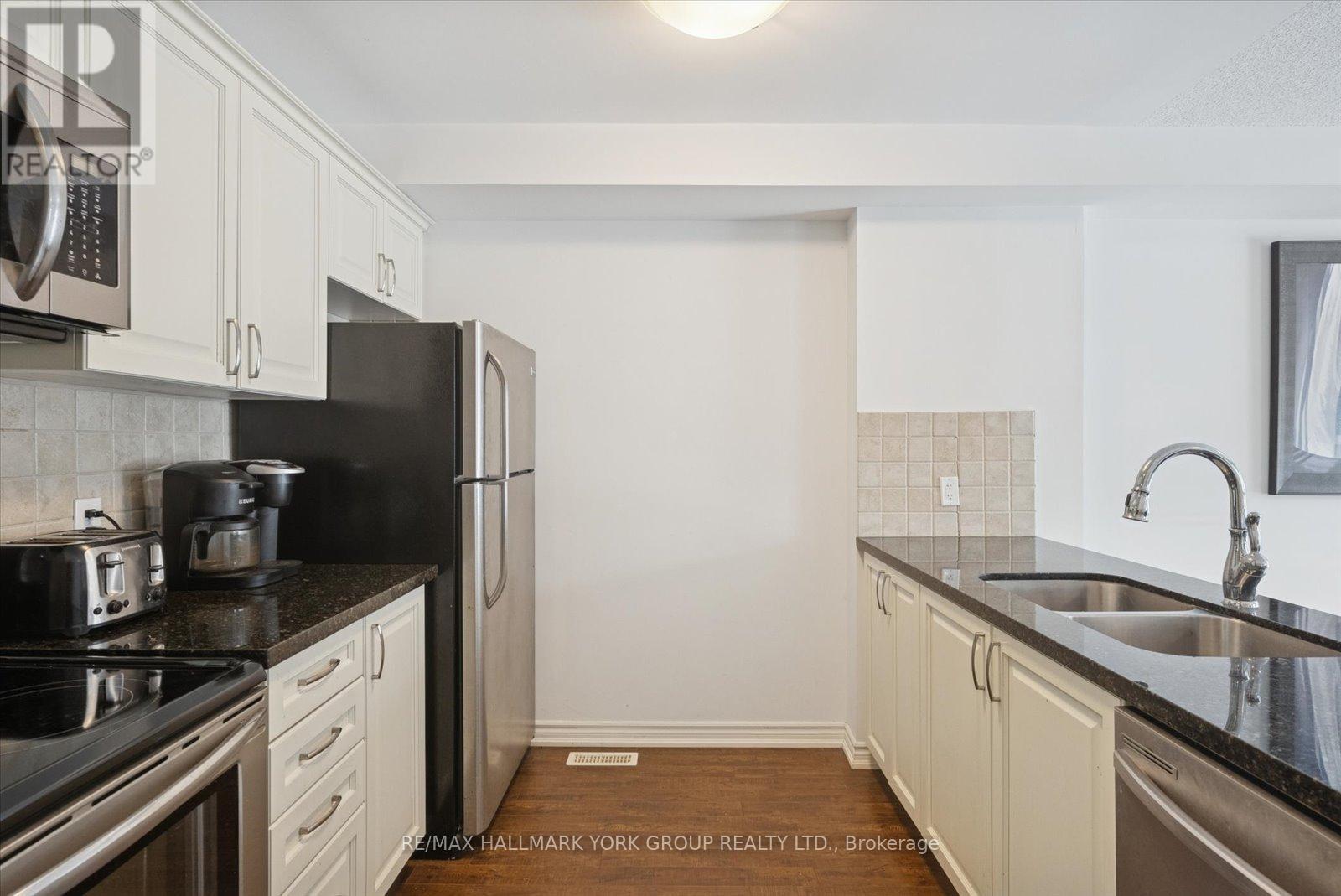 70 - 50 Southwoods Crescent, Barrie, Ontario  L4N 9P8 - Photo 8 - S12737428