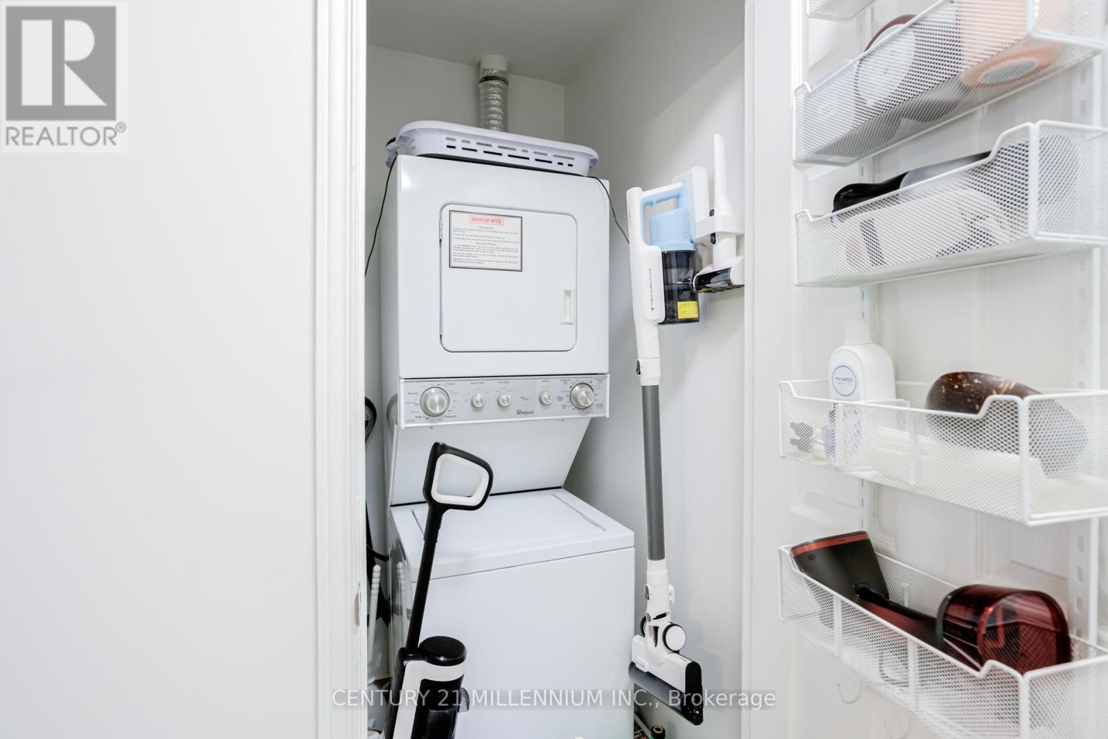 1607 - 339 Rathburn Road W, Mississauga, Ontario  L5B 0K6 - Photo 29 - W12737386