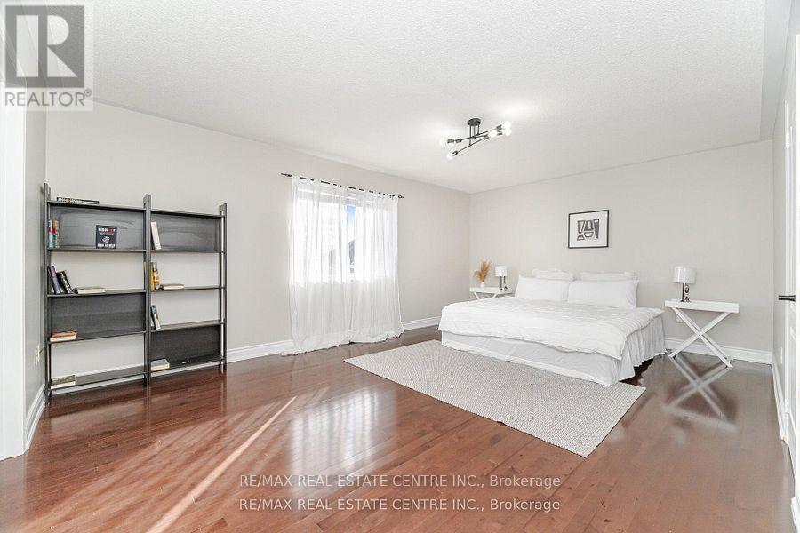 42 Sedgewick Circle, Brampton, Ontario  L7A 2P7 - Photo 22 - W12737410