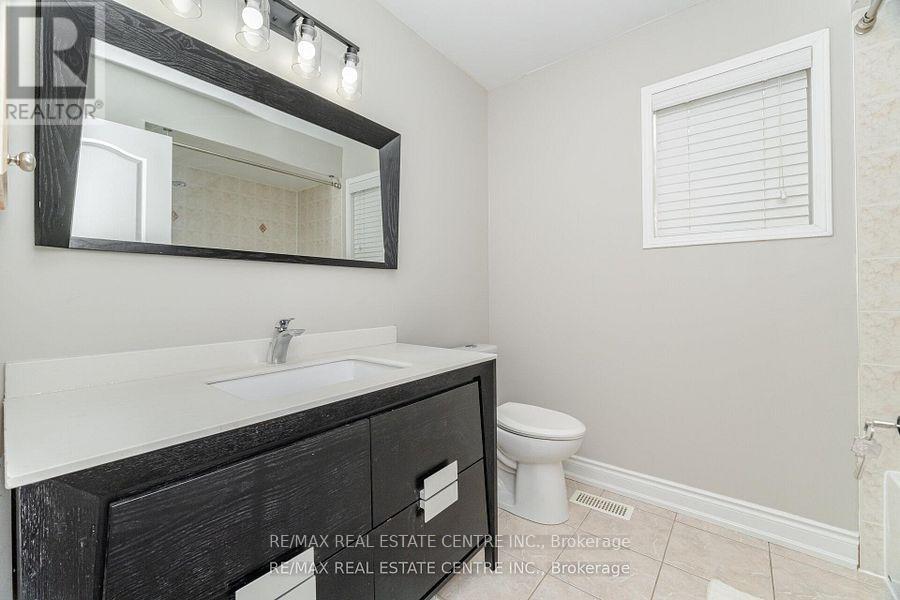 42 Sedgewick Circle, Brampton, Ontario  L7A 2P7 - Photo 29 - W12737410