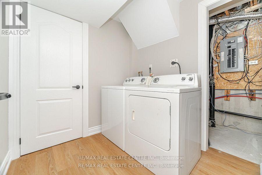 42 Sedgewick Circle, Brampton, Ontario  L7A 2P7 - Photo 31 - W12737410