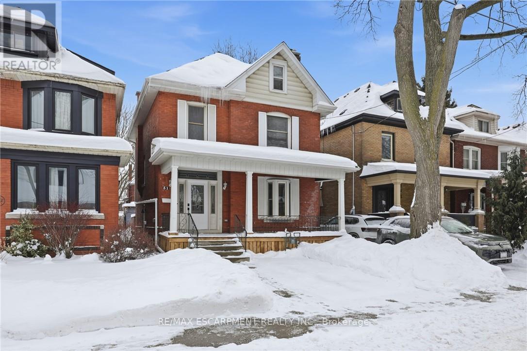 Upper - 51 Barnesdale Avenue S, Hamilton, Ontario  L8M 2V3 - Photo 2 - X12737394