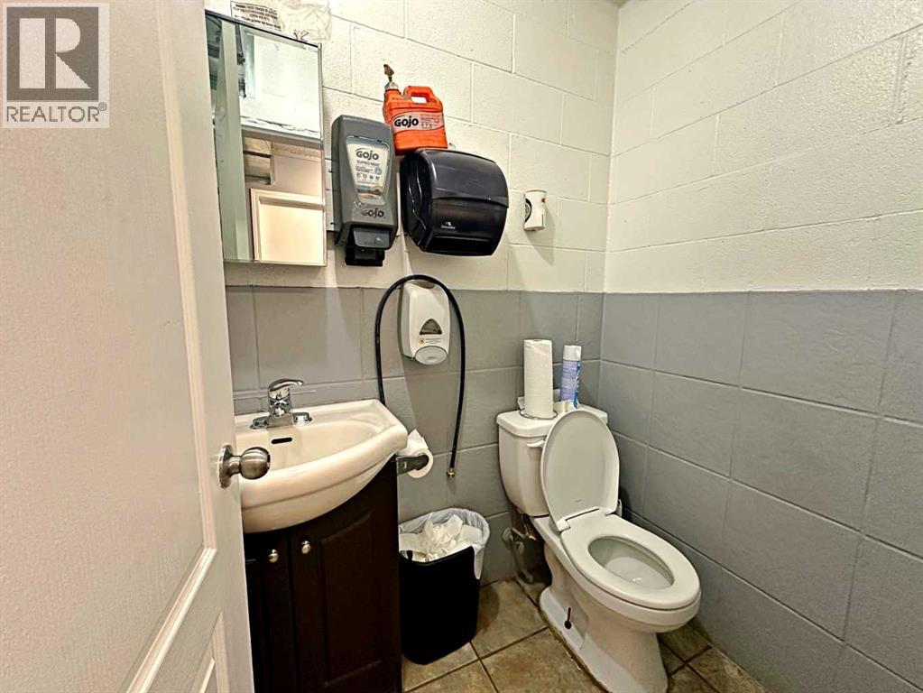 145 Macdonald Crescent, Fort Mcmurray, Alberta  T9H 4B3 - Photo 11 - A2281191