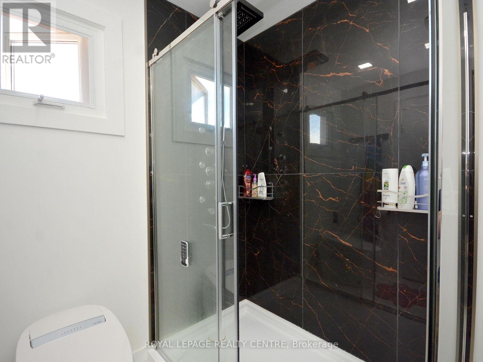 2503 Palisander Avenue, Mississauga, Ontario  L5B 2N4 - Photo 14 - W12733462