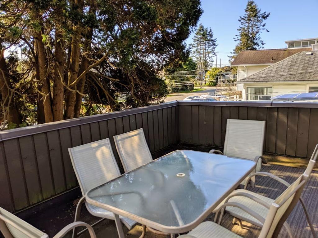 14737 Gordon Avenue, White Rock, British Columbia  V4B 2A6 - Photo 6 - R3083842