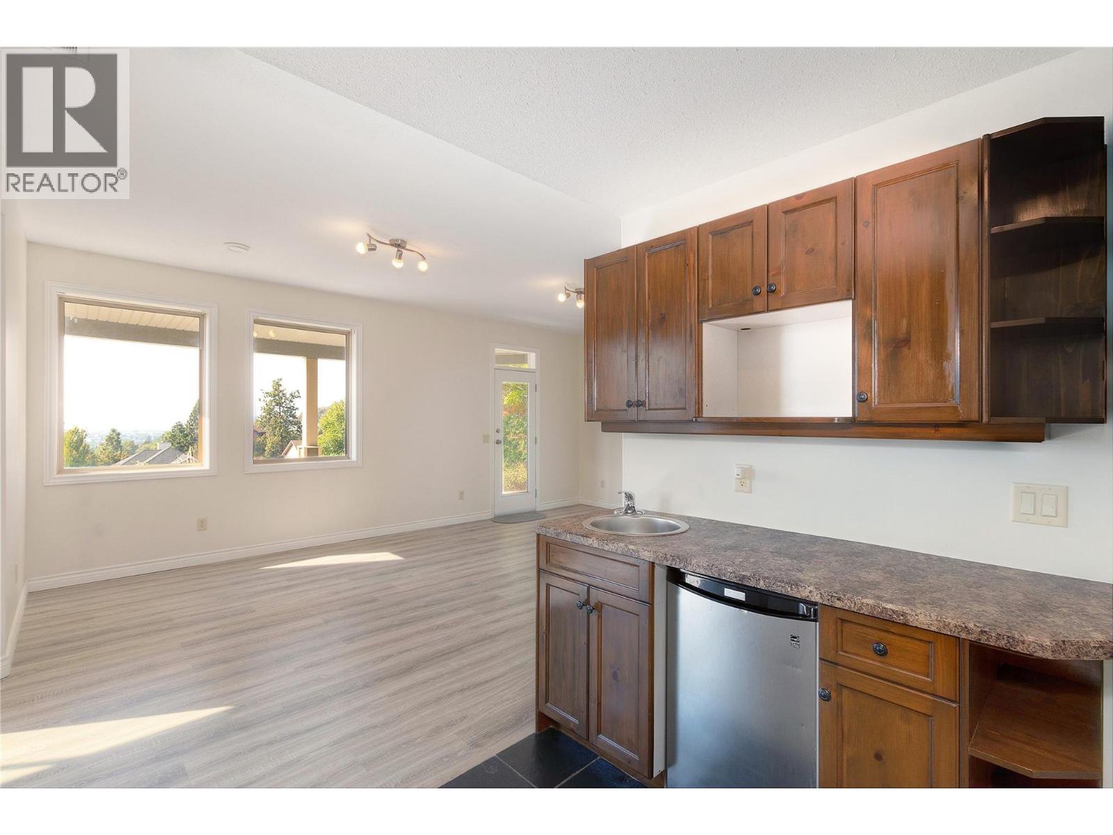 1755 Marona Court, Kelowna, British Columbia  V1V 2N2 - Photo 19 - 10373491