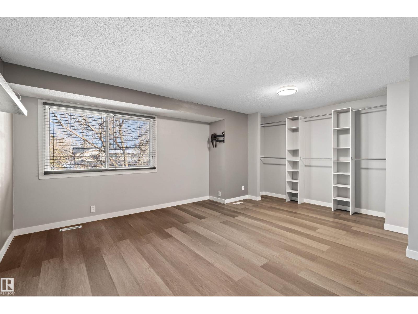 4769 35 Av Nw, Edmonton, Alberta  T6L 3P8 - Photo 10 - E4470767