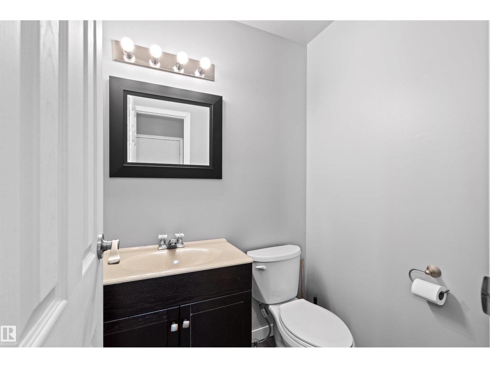 4769 35 Av Nw, Edmonton, Alberta  T6L 3P8 - Photo 8 - E4470767