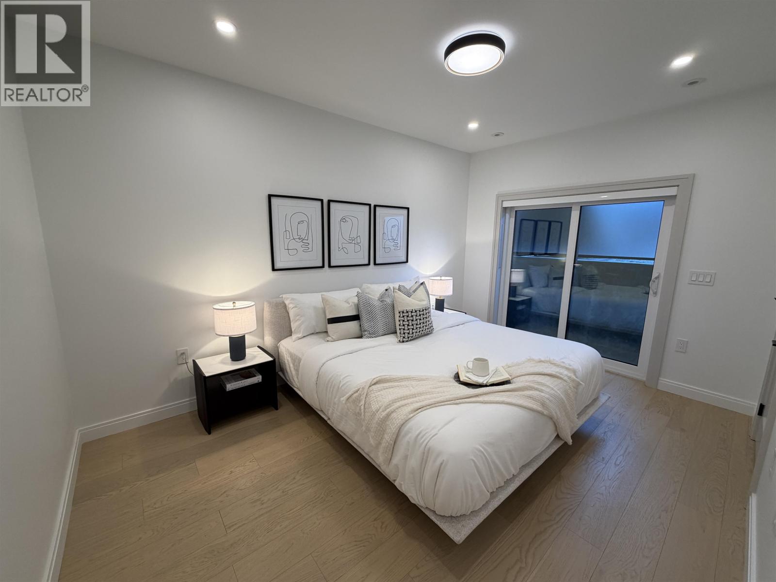 2540 Grant Street, Vancouver, British Columbia  V5K 3G7 - Photo 10 - R3084295