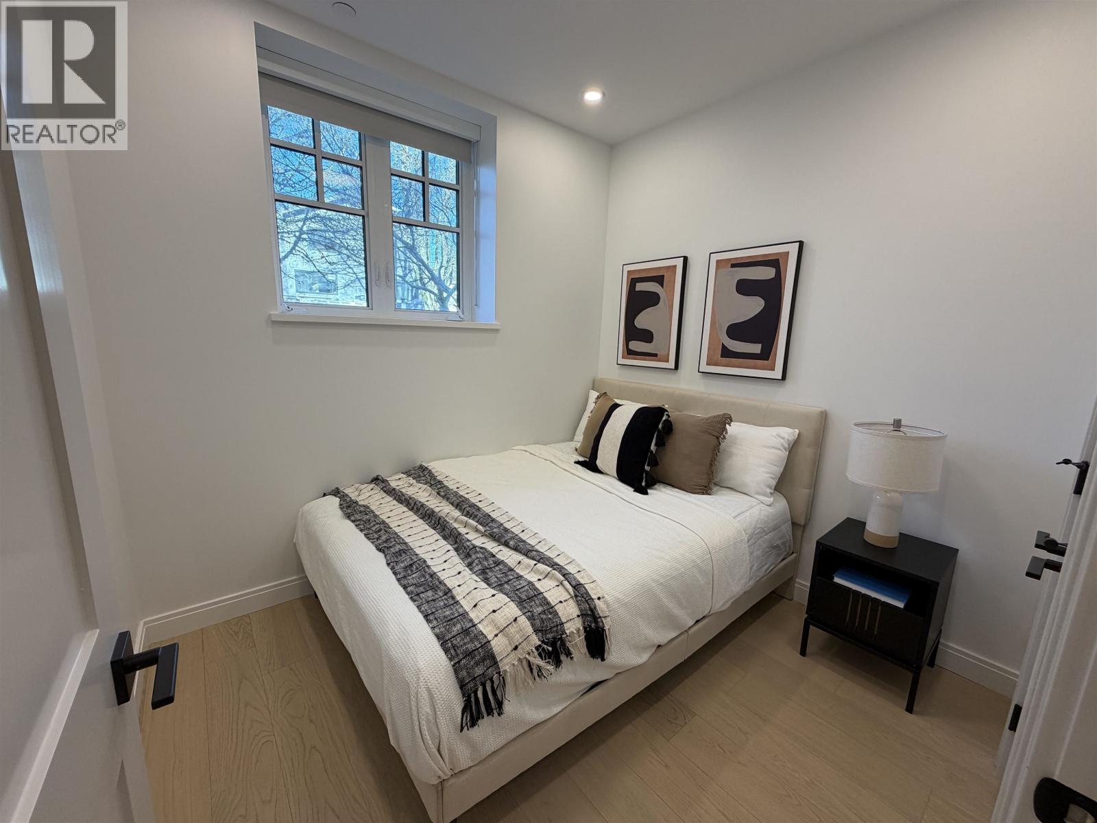 2540 Grant Street, Vancouver, British Columbia  V5K 3G7 - Photo 12 - R3084295