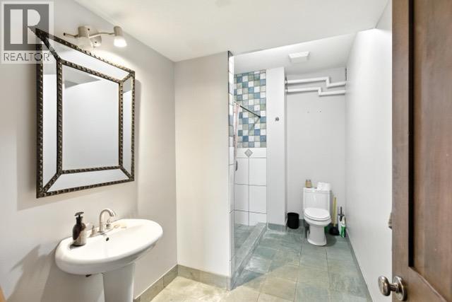 4377 Shuswap Road, Kamloops, British Columbia  V0E 2P0 - Photo 40 - 10374060