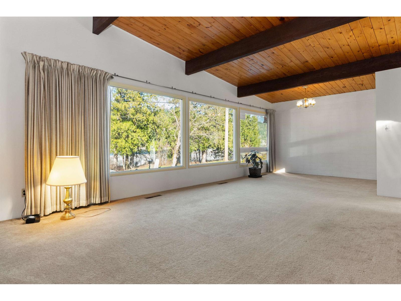 560 Wardle Street, Hope, Hope, British Columbia  V0X 1L0 - Photo 14 - R3084405