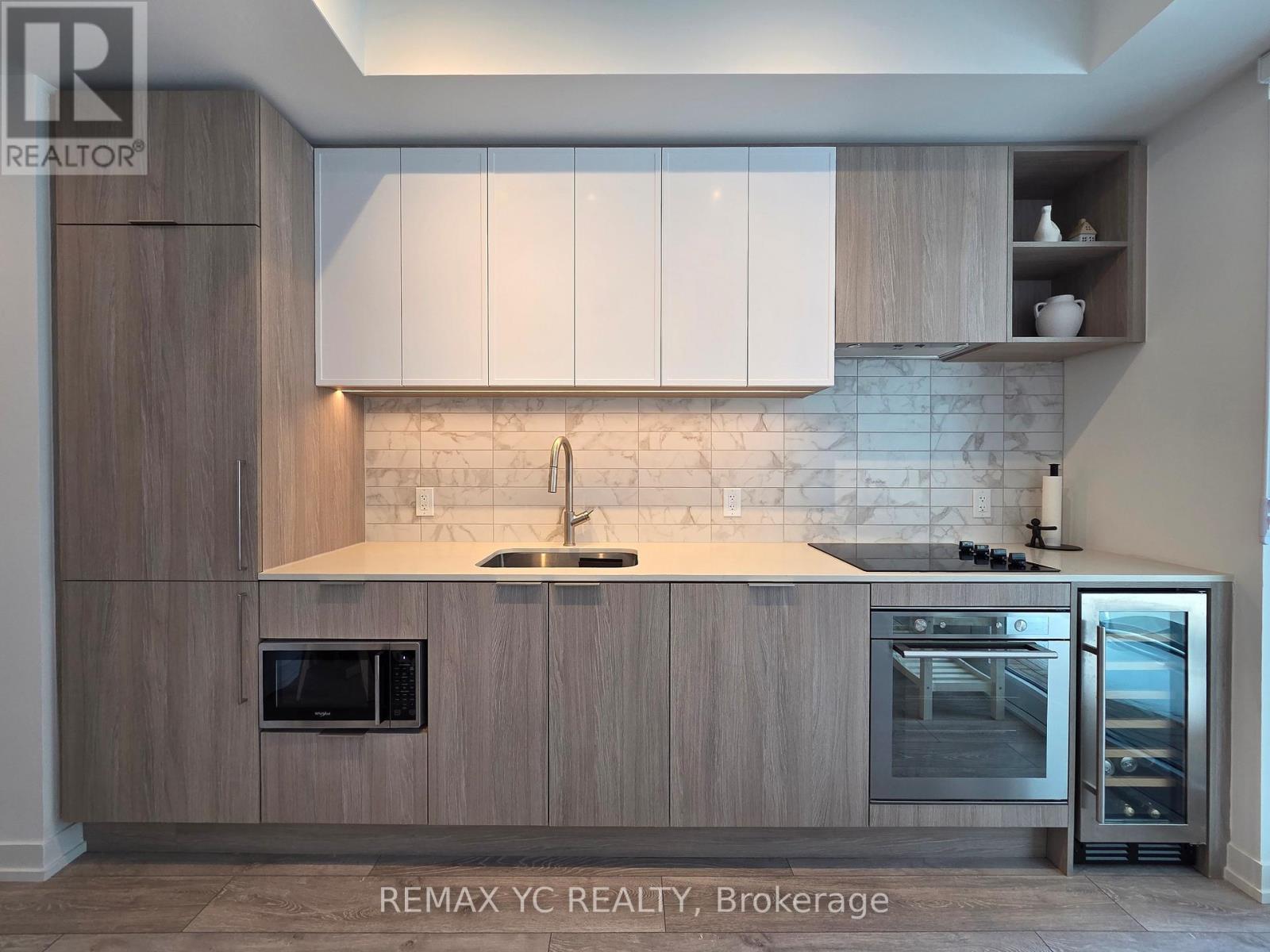 1722 - 2020 Bathurst Street, Toronto, Ontario  M5P 0A6 - Photo 6 - C12737478