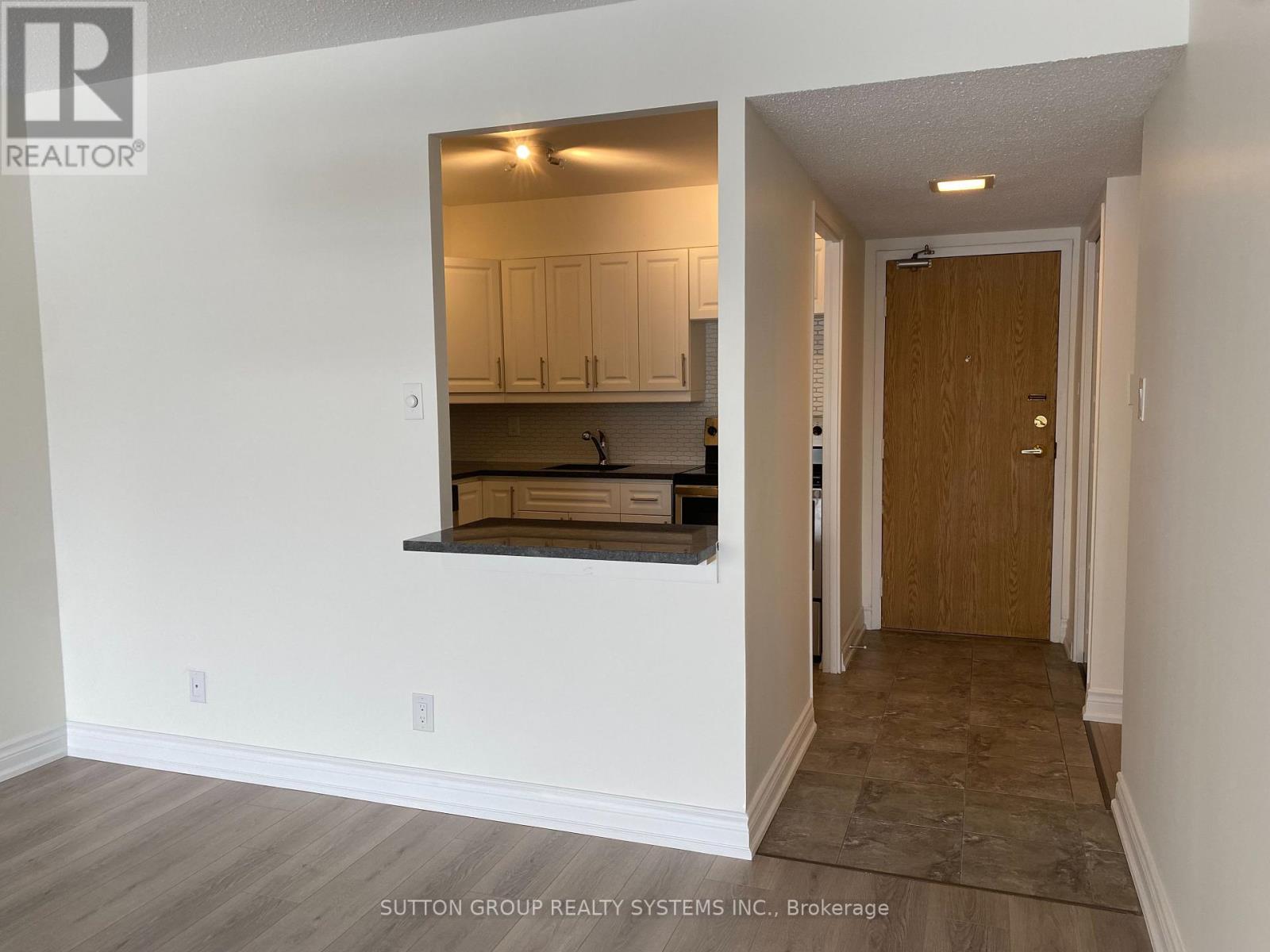 215e - 30 Fashion Roseway, Toronto, Ontario  M2N 6B4 - Photo 8 - C12737490